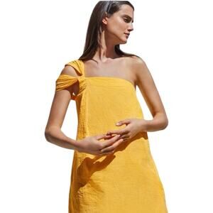 Cuyana Yellow Seersucker Twisted One Shoulder Dress size medium with pockets